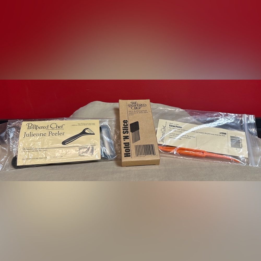 Pampered Chef New Set of Three - Julienne Peeler, Hold ‘N Slice, & Citrus Peeler